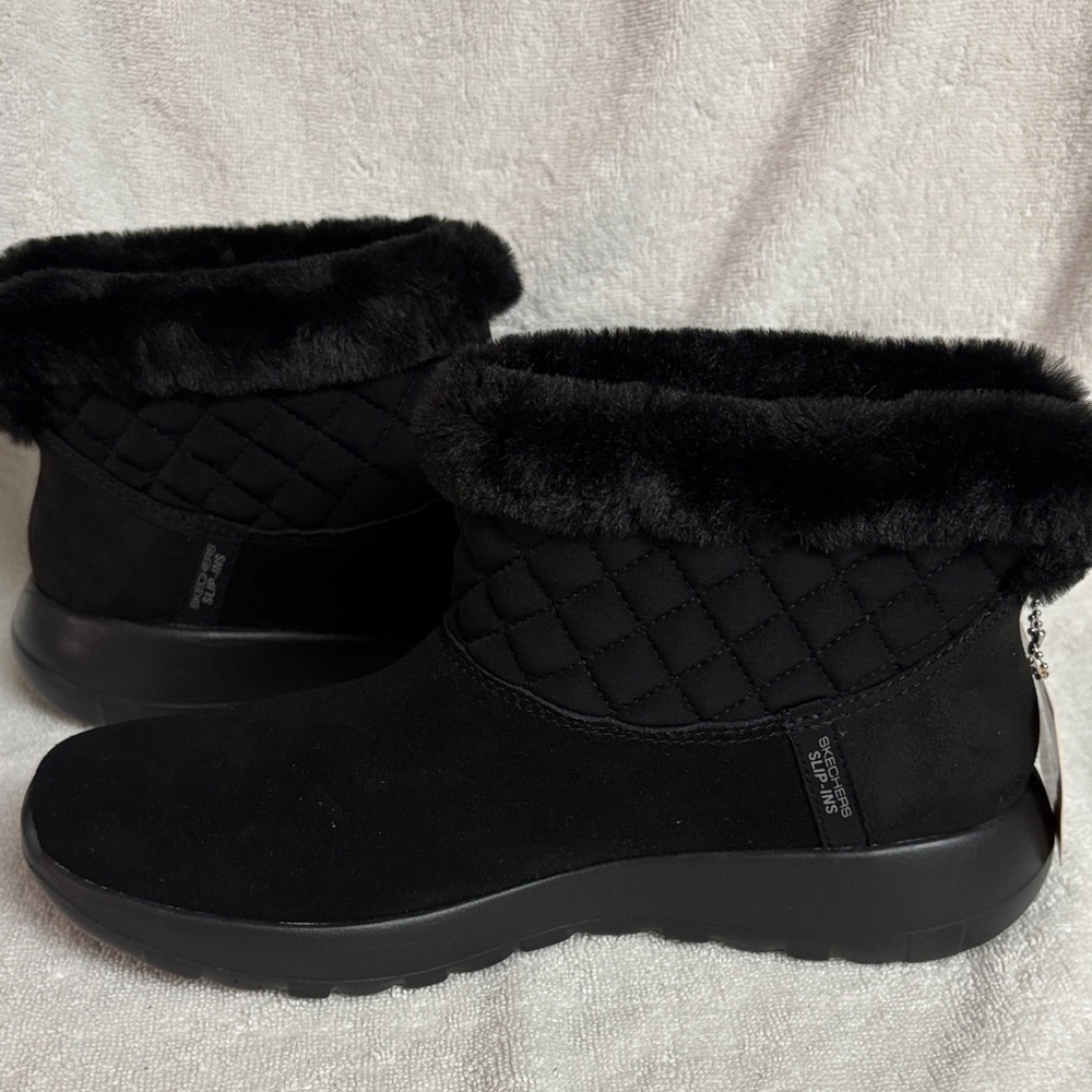 Skechers Slip Ins Women's Black Quilted Winter Boots - Picture 8 of 9